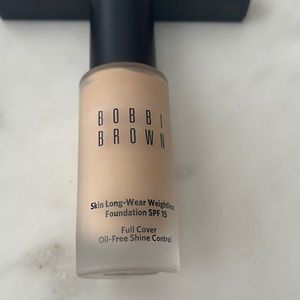 Skin longwear weightless foundation spf 15 Sand